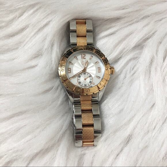 GUESS Silver and Gold Watch - Picture 1 of 5